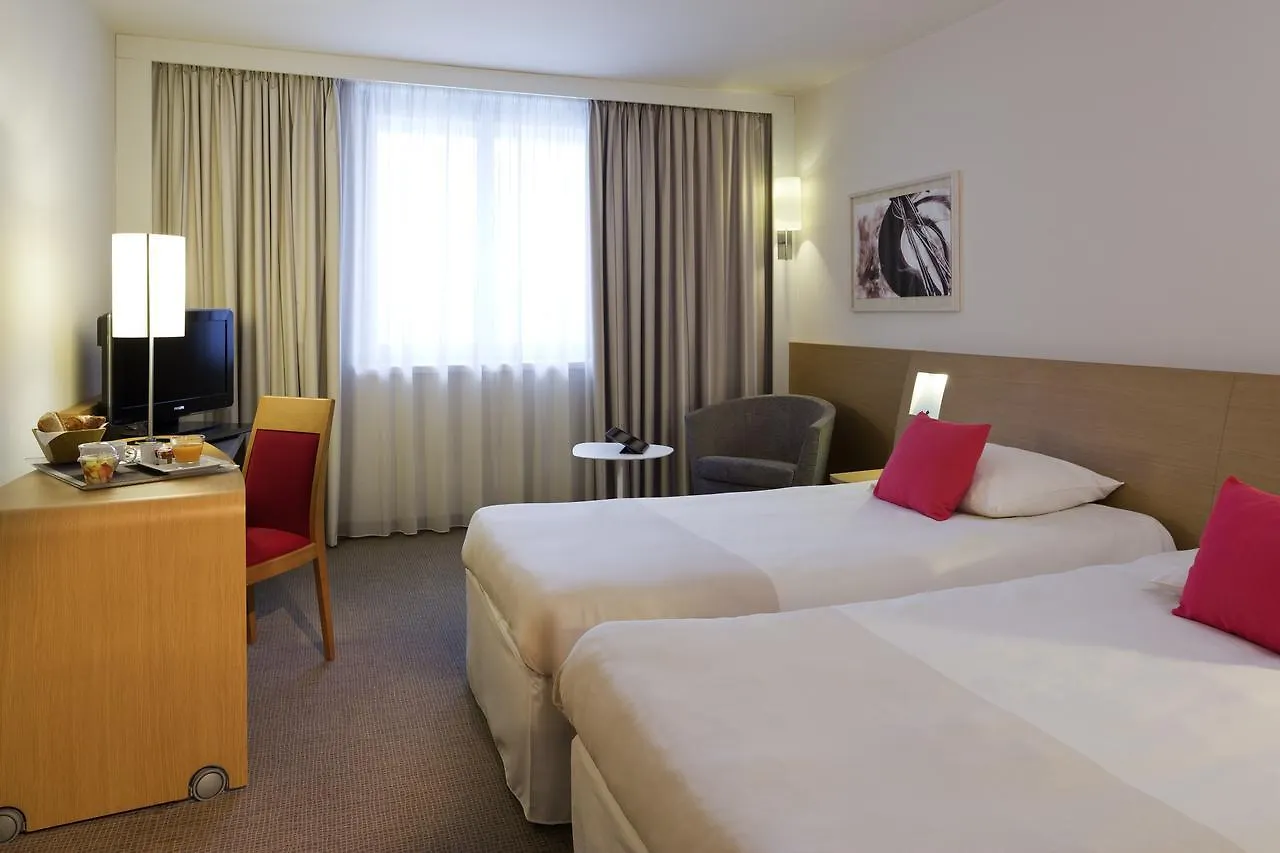 Novotel Nice Centre Vieux Nice 4*,