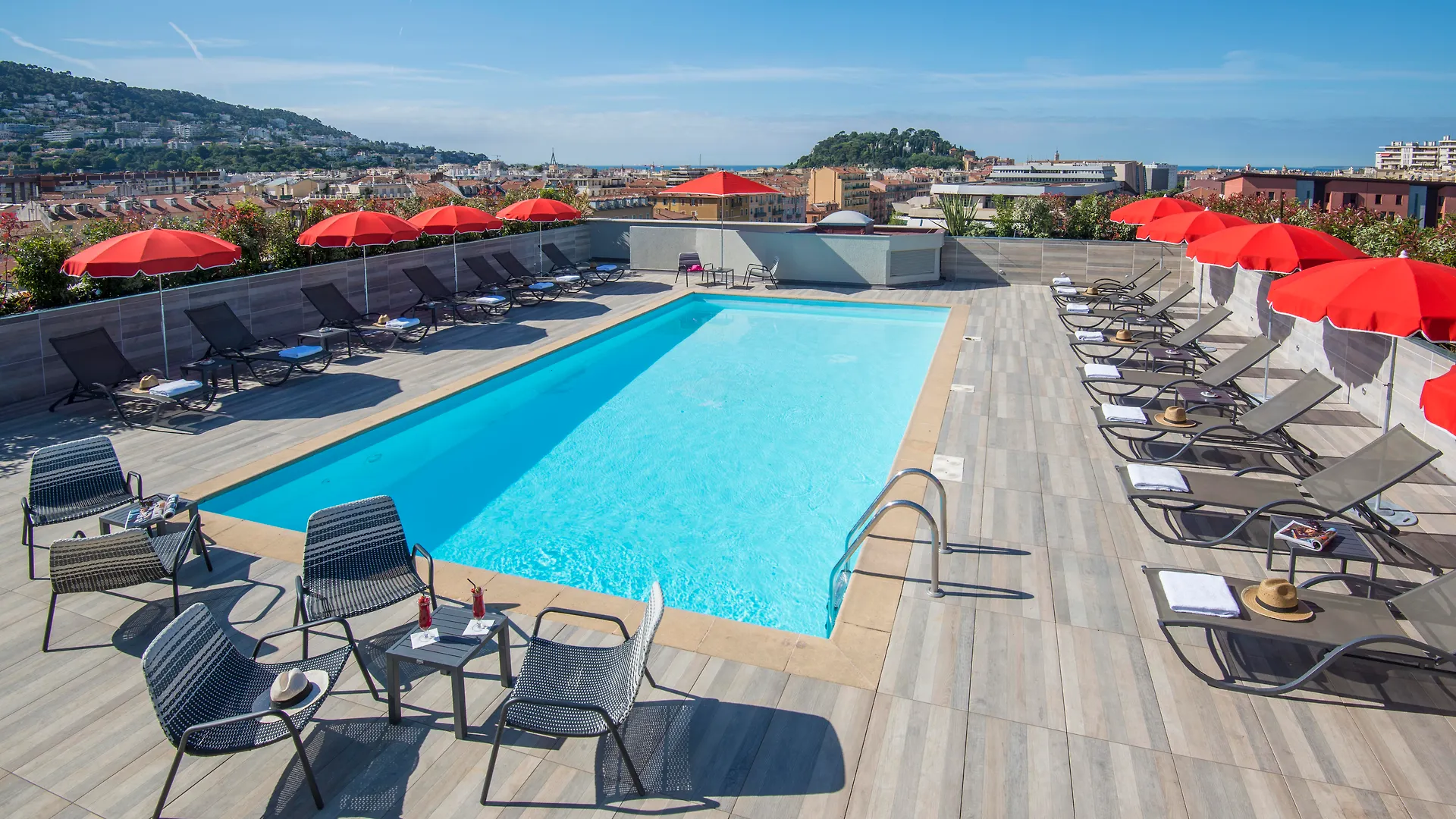 Novotel Nice Centre Vieux Nice 4*,